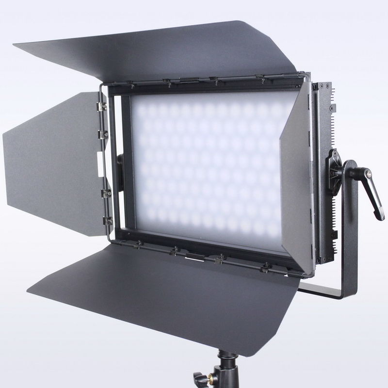 スタジオの照明のためのDMX及びLCDの機内制御を用いる高出力TLCI 96 LEDの柔らかなライトのパネル120W サプライヤー